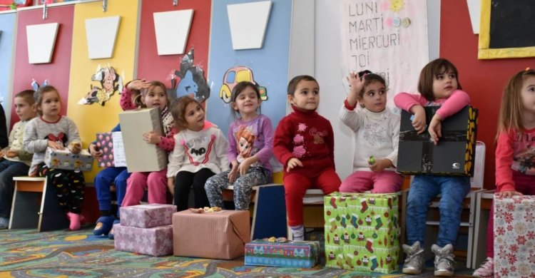 Nikolauskonvoi Kinder Geschenke